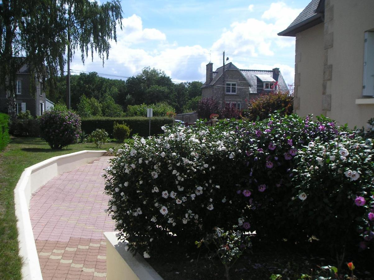 Les Hortensias Saint-Pierre-de-Plesguen Luaran gambar